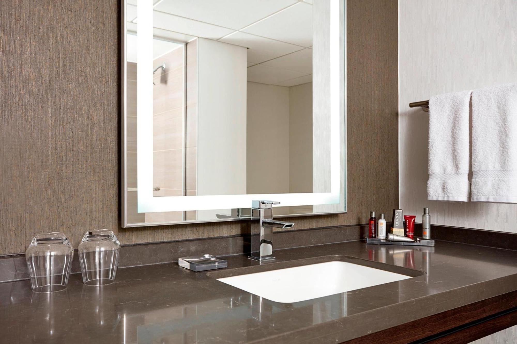 Hotel Bethesda Marriott Esterno foto